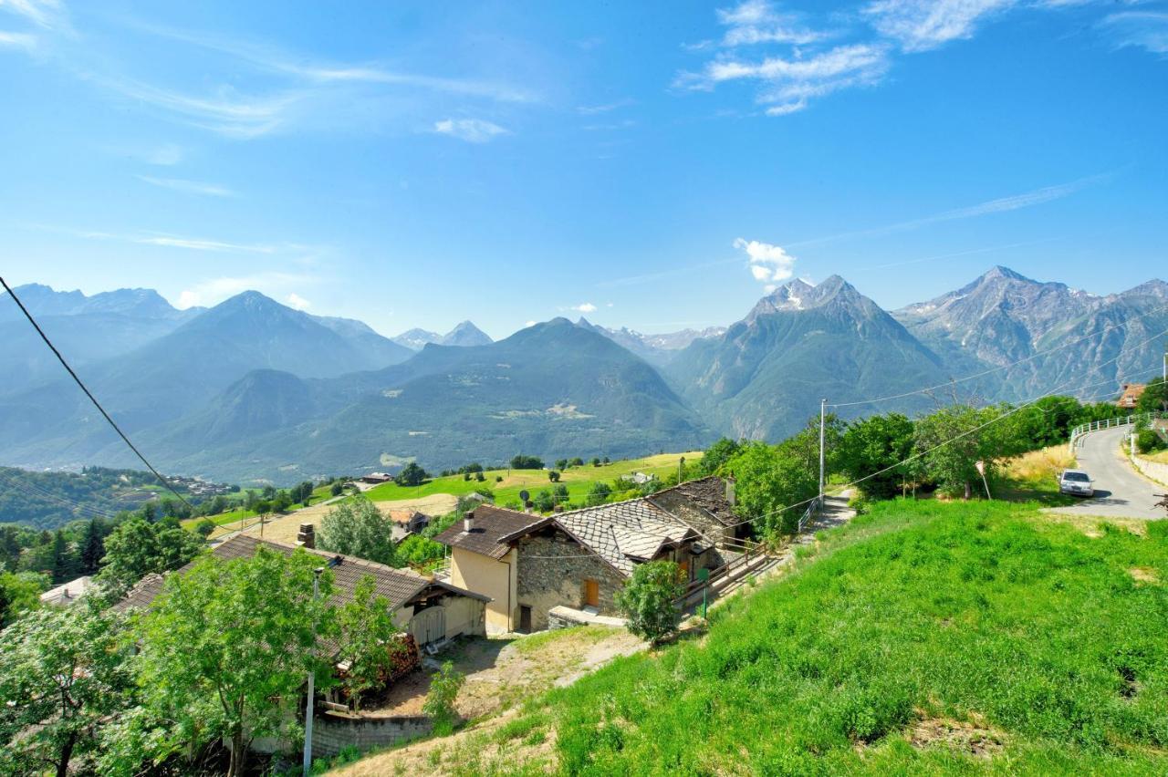 Apartament Il Piccolo Nido Aosta Zewnętrze zdjęcie