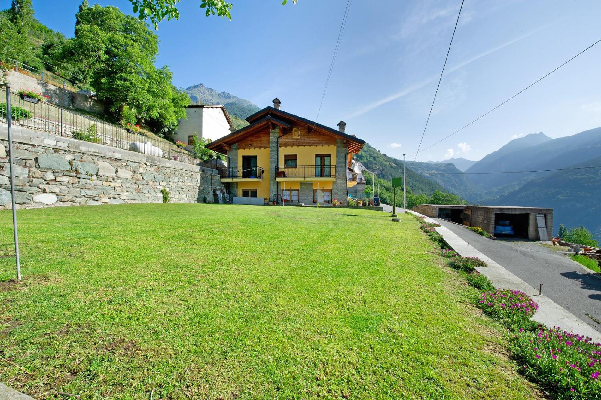 Apartament Il Piccolo Nido Aosta Zewnętrze zdjęcie